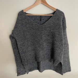 Brandy Melville v neck sweater